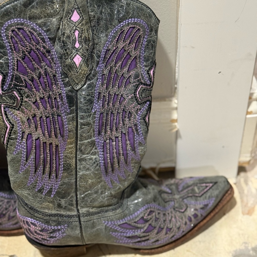 Corral Purple and Gray Heeled Boots with Intricate Design